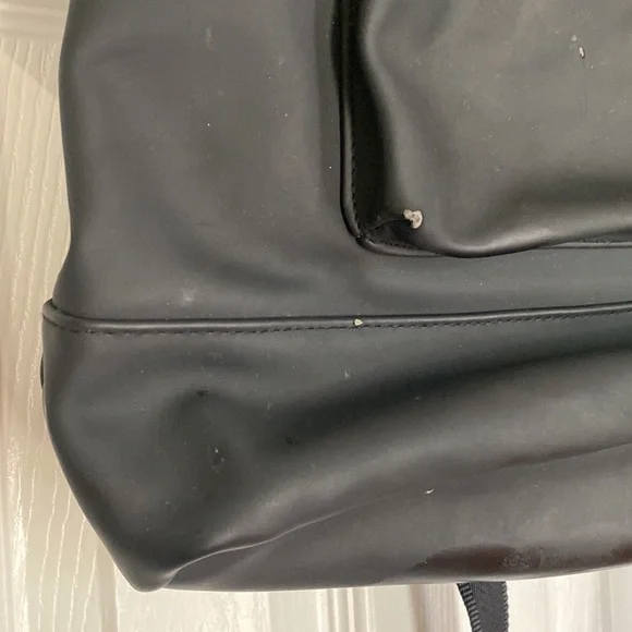 Hunter Backpack Large • Black & Red • Hunter For Target - Picture 3 of 11